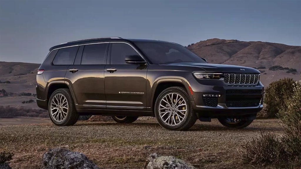 Shop for the Jeep Grand Cherokee near Tuba City, AZ.