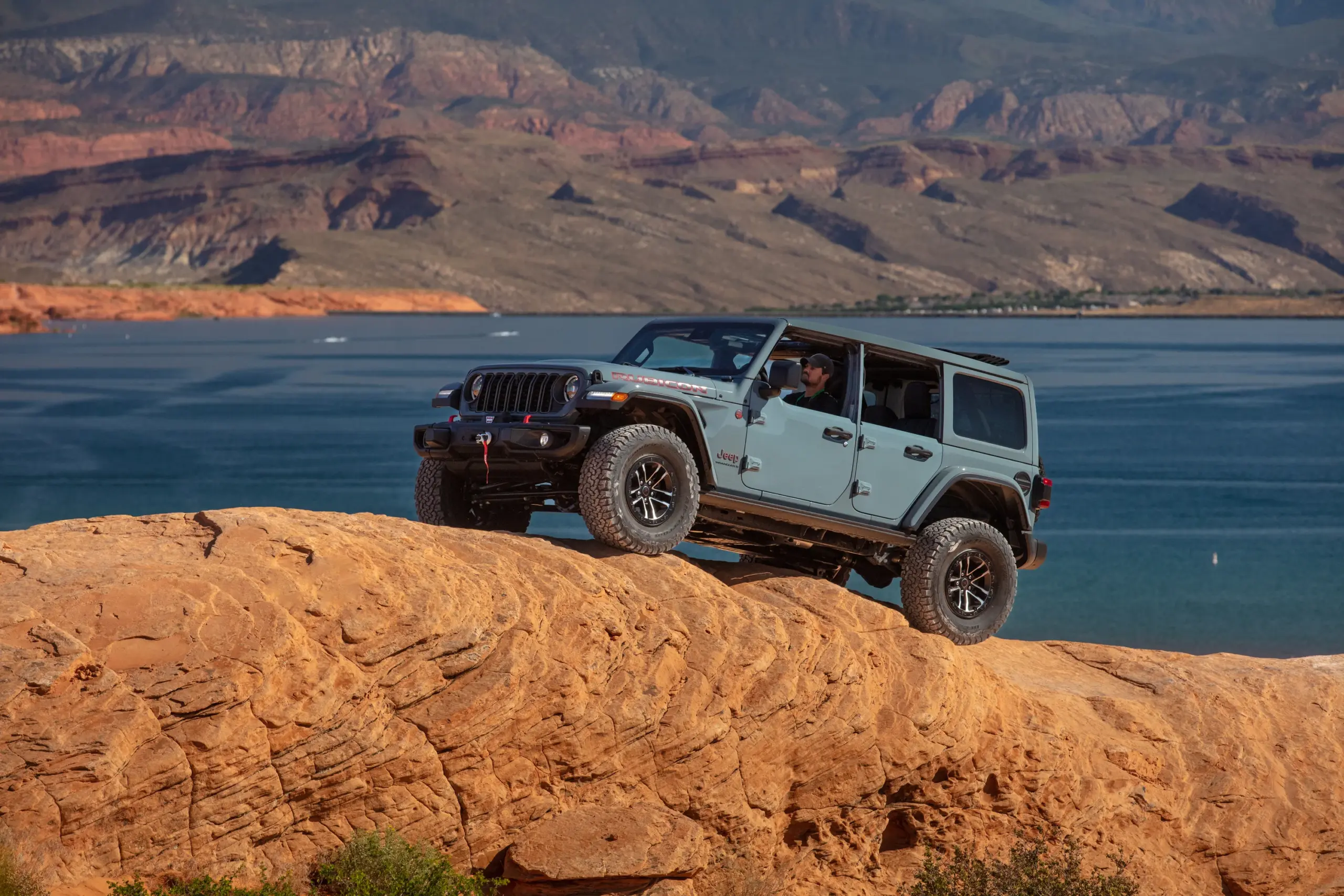 2025 Jeep® Wrangler Rubicon X